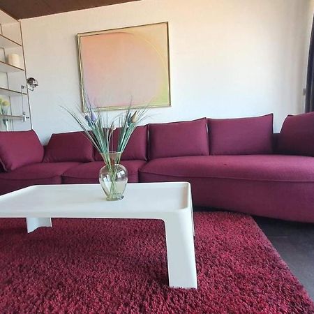 Modern Appartement Met Frontaal Zeezicht En Prive Parking Кноке-Хайст Екстериор снимка