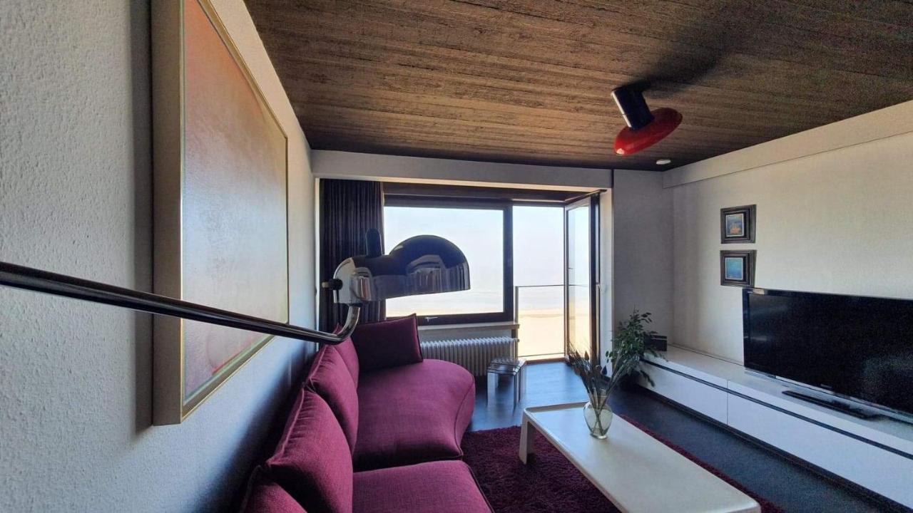 Modern Appartement Met Frontaal Zeezicht En Prive Parking Кноке-Хайст Екстериор снимка