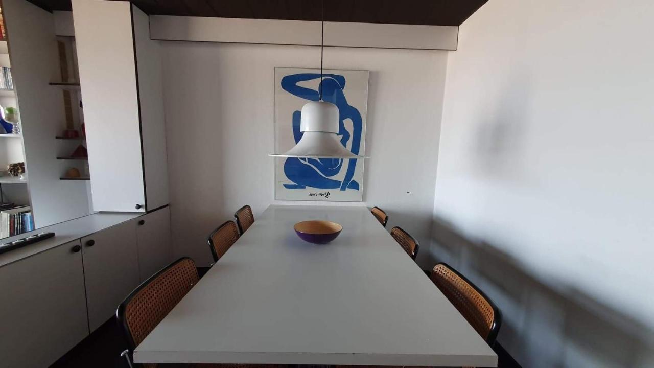 Modern Appartement Met Frontaal Zeezicht En Prive Parking Кноке-Хайст Екстериор снимка