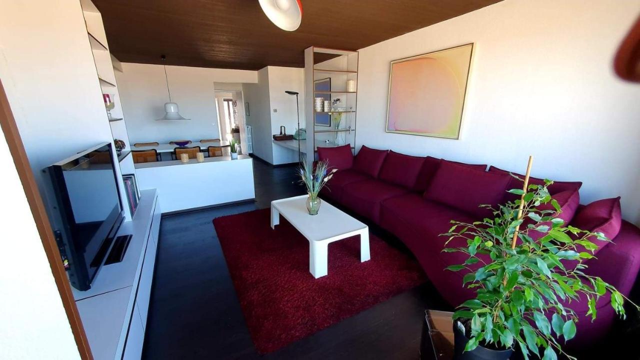 Modern Appartement Met Frontaal Zeezicht En Prive Parking Кноке-Хайст Екстериор снимка